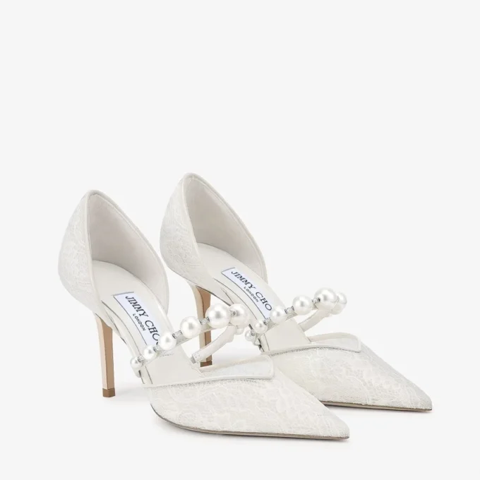 Aurelie 85 Ivory – czółenka jimmy choo z koronki w kolorze kości słoniowej z perłowymi zdobieniami Aurelie 85 Ivory – czółenka jimmy choo z koronki w kolorze kości słoniowej z perłowymi zdobieniami
