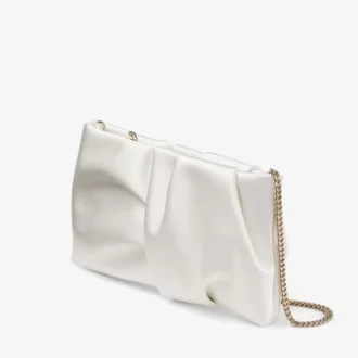 Bonny Clutch – satynowa kopertówka w kolorze kości słoniowej