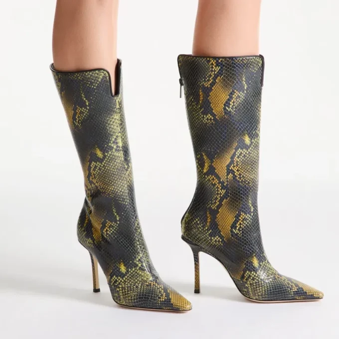 Buty do kolan z nadrukiem wężowej skóry Buty do kolan z nadrukiem wężowej skóry