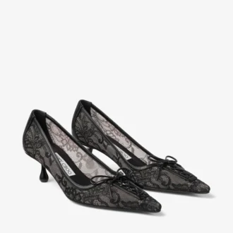 Czarne czółenka Jimmy Choo Scarlett 50 z koronką