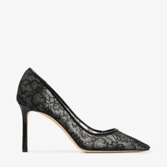 Czarne czółenka Romy 85 z koronką Jimmy Choo