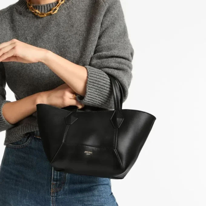 Mała czarna torba z cielęcej skóry Diamond Tote Mała czarna torba z cielęcej skóry Diamond Tote
