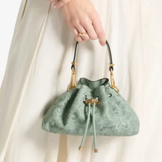 Mała torebka Cinch Verde Jimmy Choo z perforowanej skóry z koronką
