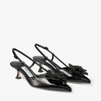 Mimmi Sling Back 50 Czarne błyszczące sandałki z nappa z korsażem z koronki nappa